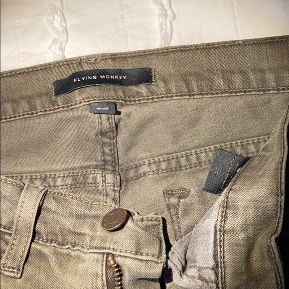 Army Green Jeans with Cargo Pockets - Picture 7 of 8